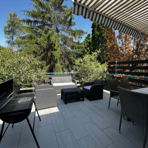 Apartament 6-osobowy na piętrze z klimatyzacją z 2 pomieszczeniami sypialnianymi