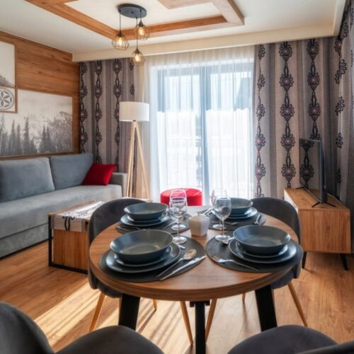 Apartament 4-osobowy 