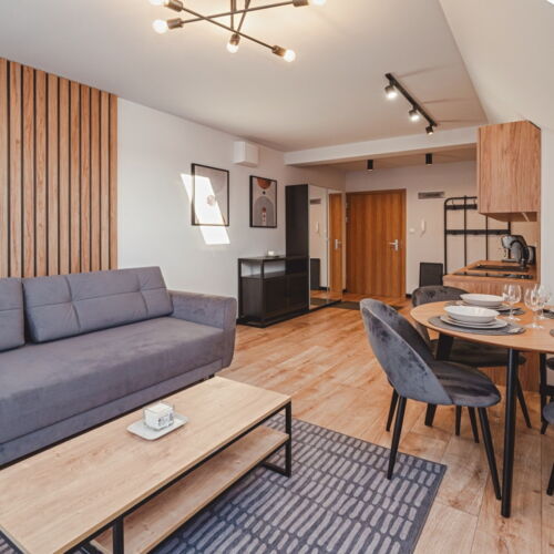 Apartament 5-osobowy 