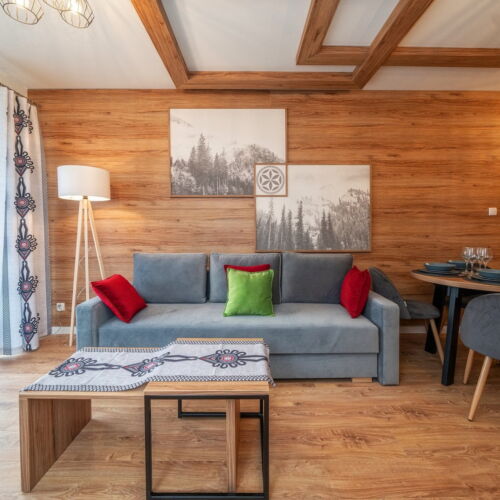 Apartament 4-osobowy 