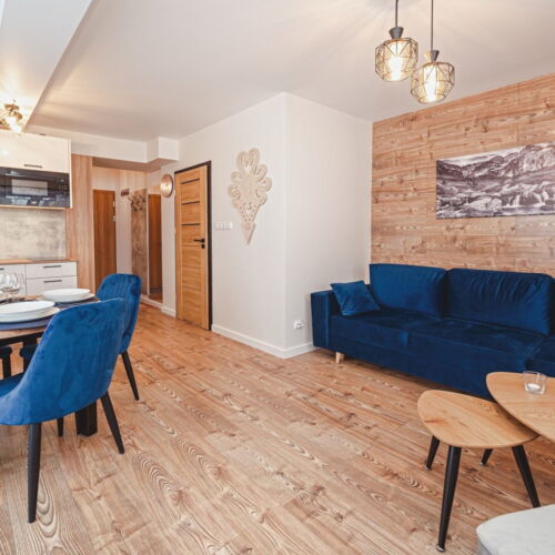 Apartament 4-osobowy 