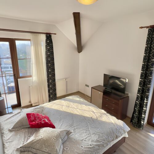 Deluxe Apartman pro 4 os. se 2 ložnicemi s výhledem na hory