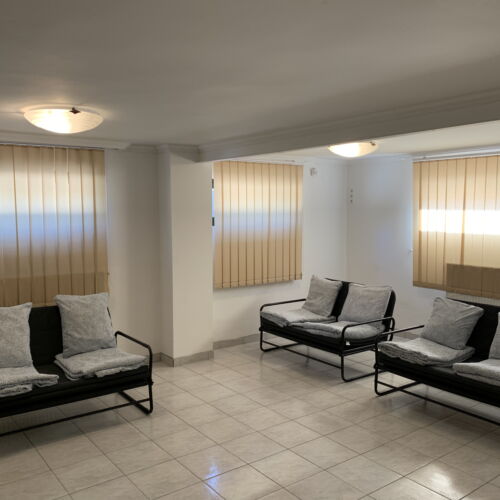 Apartament tourist family cu 2 camere pentru 12 pers.