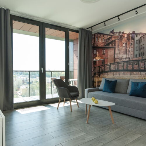 Apartament 4-osobowy z balkonem z widokiem na rzekę z 2 pomieszczeniami sypialnianymi