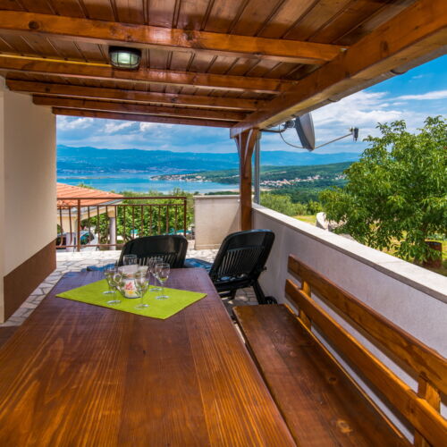 Family Villa for 8 Persons
