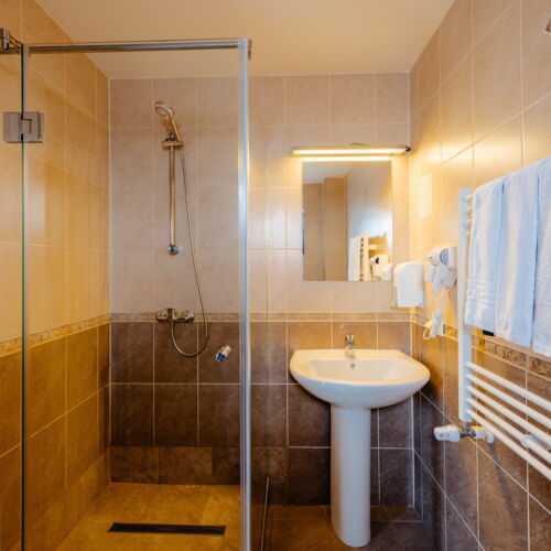 Na katu Mali balkon soba sa 3 kreveta(om) (za 3 osoba(e))