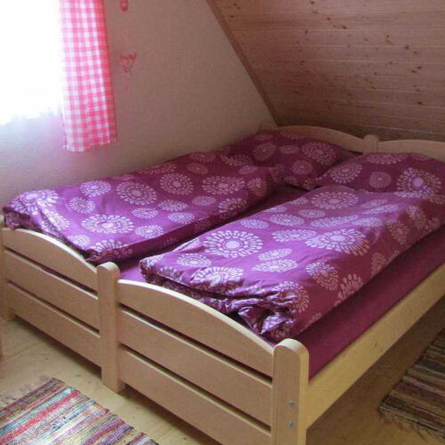 Apartman se sprchou s terasou pro 6 os. se 3 ložnicemi