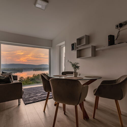 Panoramic Upstairs 1-Room Apartment for 2 Persons (extra bed available)