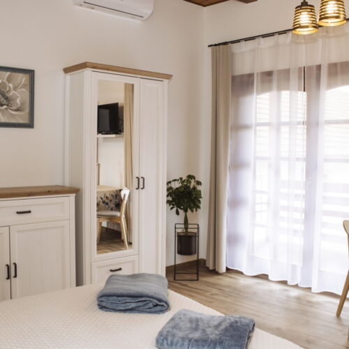 Studio Doppelzimmer mit Balkon