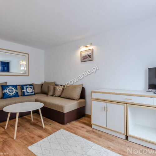 Apartament 4-osobowy na piętrze z prysznicem z 1 pomieszczeniem sypialnianym