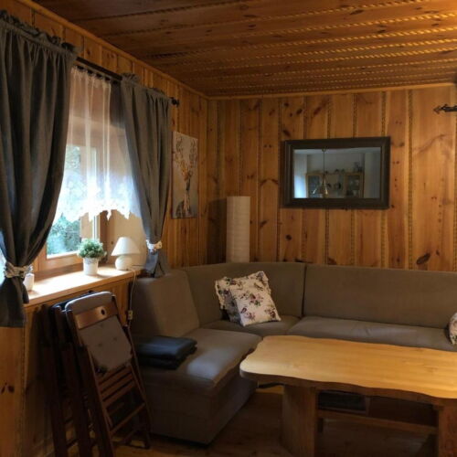 Domek drewniany 10-osobowy z dostępem do ogrodu