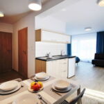 1-Zimmer-Apartment für 4 Personen mit Dusche und Eigner Küche