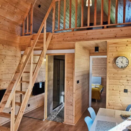 Domek drewniany 6-osobowy z dostępem do ogrodu z widokiem na góry