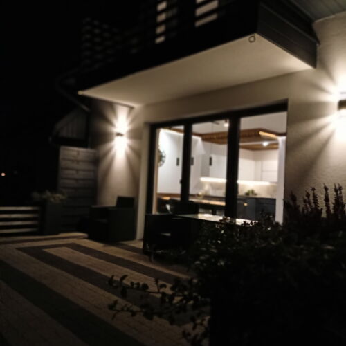 Apartament 10-osobowy z prysznicem z dostępem do ogrodu z 4 pomieszczeniami sypialnianymi