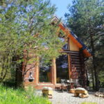 Domek drewniany 6-osobowy z dostępem do ogrodu z widokiem na góry