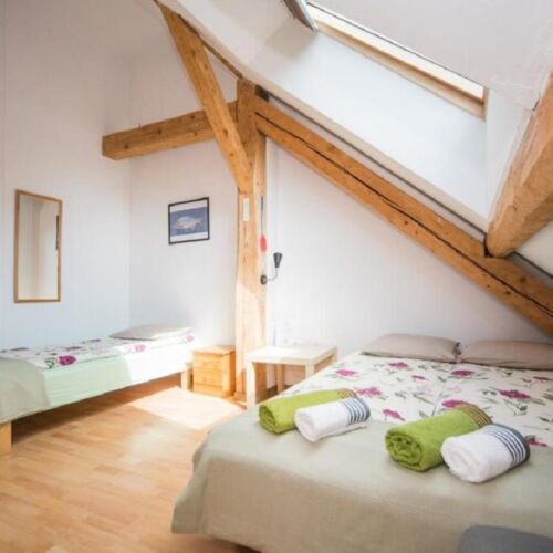 Pokój 3-osobowy z dostępem do ogrodu