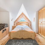 Mountain View Double Room with Shared Kitchenette