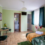 1-Room Apartment for 2 Persons with Shower and Garden