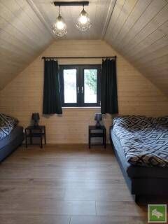 Cabană cu aer condiționat cu vedere spre munte pentru 7 pers. (se inchirieaza doar integral)