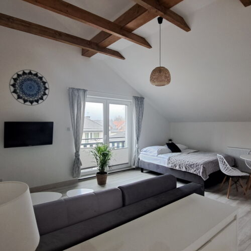 Apartman se sprchou pro 4 os. s 1 ložnicí na poschodí