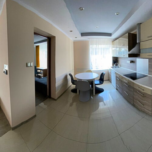 2-Zimmer-Apartment für 4 Personen Parterre mit Garten