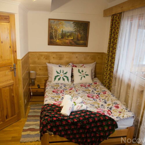 Pokoj se sprchou se zahradou pro 4 os.