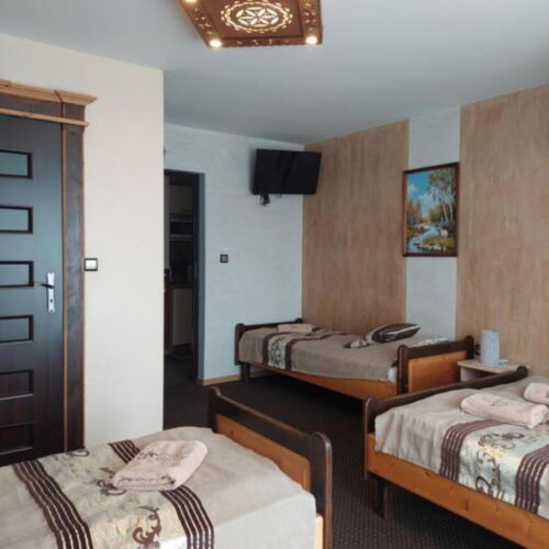 Pokoj se sprchou  pro 4 os.