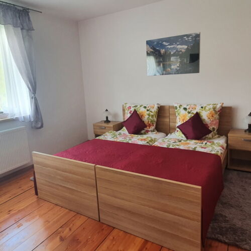 Apartament cu vedere spre munte cu vedere spre grădină cu 2 camere pentru 4 pers.