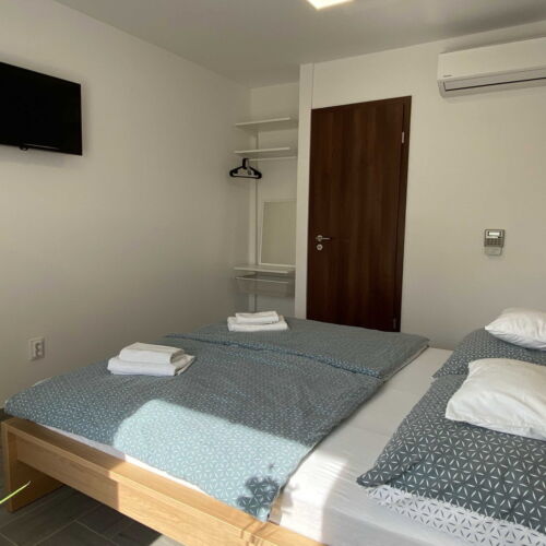 Standard Pokoj s klimatizací s manželskou postelí