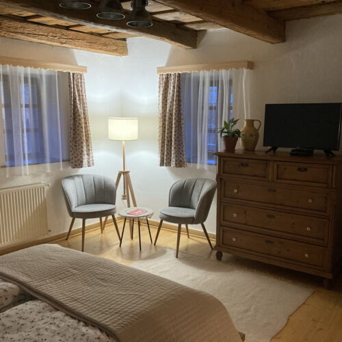 Whole House Romantic Holiday Home for 2 Persons