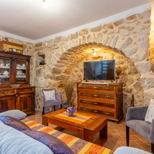 Whole House Family Villa for 6 Persons