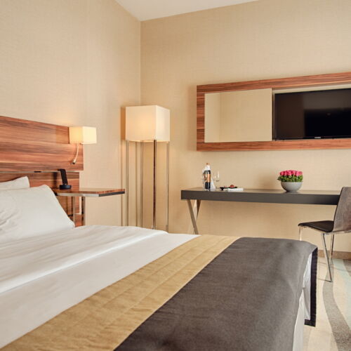 Camera dubla superior cu balcon