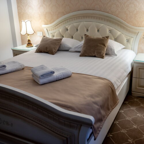 Camera dubla standard cu balcon