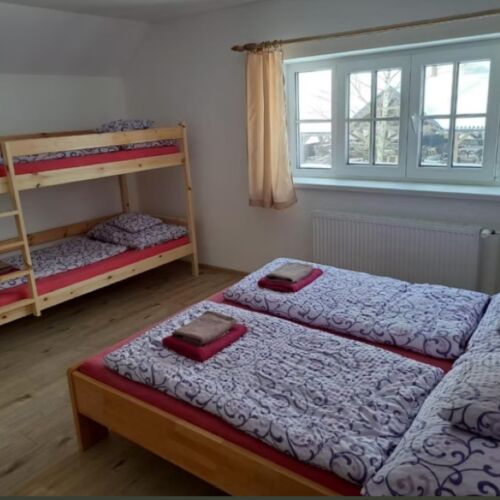 Apartman se sprchou s vlastní kuchyňkou pro 4 os. s 1 ložnicí