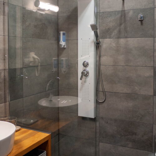 Deluxe Doppelzimmer mit Klimaanlage (Zusatzbett möglich)