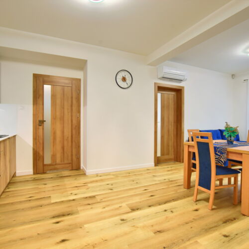 Apartament 4-osobowy z 2 pomieszczeniami sypialnianymi