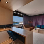 2-Zimmer-Suite für 3 Personen Obergeschoss mit Aussicht auf das Meer