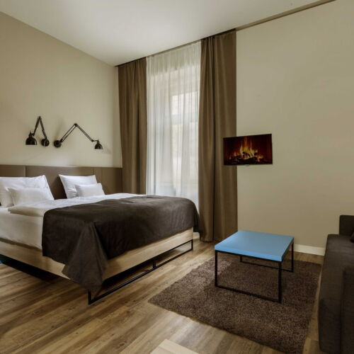 Superior Pokoj s vlastní malou kuchyňkou s manželskou postelí (s možností přistýlky)