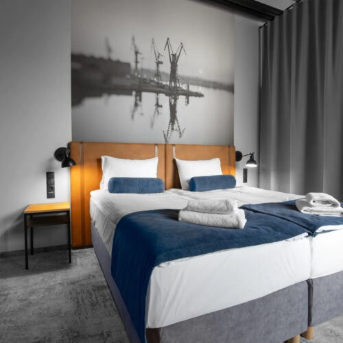 Apartament maisonetă cu chicinetă proprie cu 2 camere pentru 4 pers.