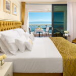 Premium Izba s manželskou posteľou s výhľadom na more