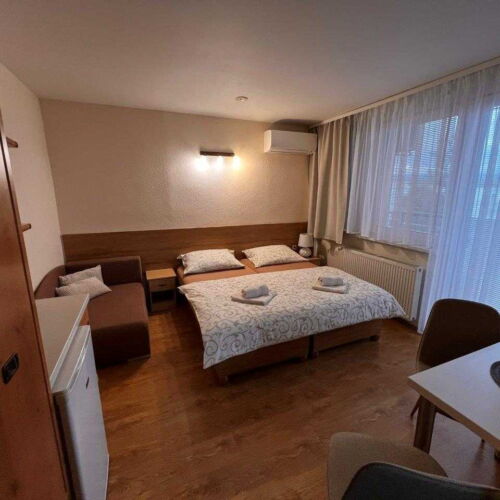 Pokój 2-osobowy z prysznicem (możliwa dostawka)