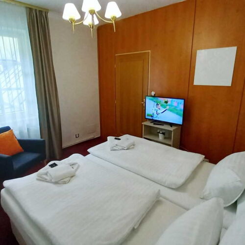 Pokoj se sprchou  pro 2 os.