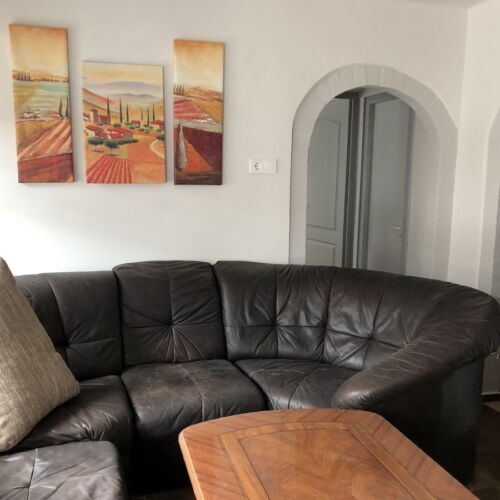 Apartament la parter cu bucătărie proprie cu 2 camere pentru 7 pers.