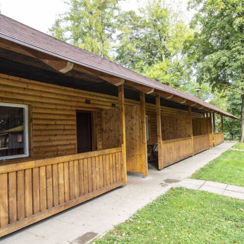 Bungalow (jako celek) se sprchou s terasou pro 6 os.