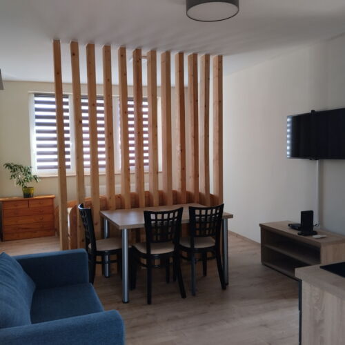 Apartament family la etaj cu 2 camere pentru 5 pers.