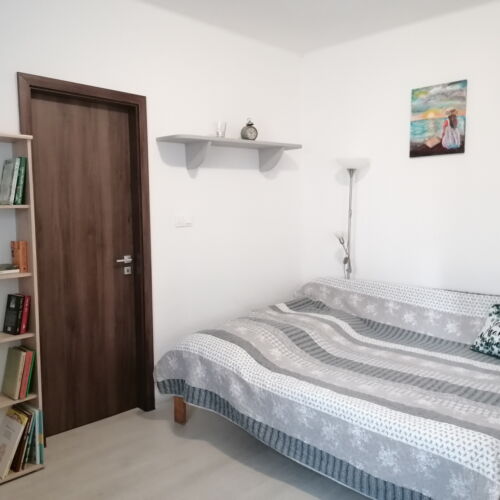 Erdgeschosses Ferienhaus mit Aussicht auf den Garten