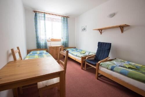 Pokoj se sprchou  pro 5 os.