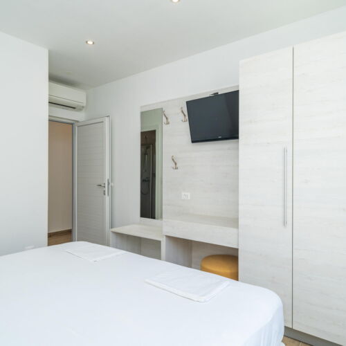 Casă de vară pentru 6 pers. (se inchirieaza doar integral)