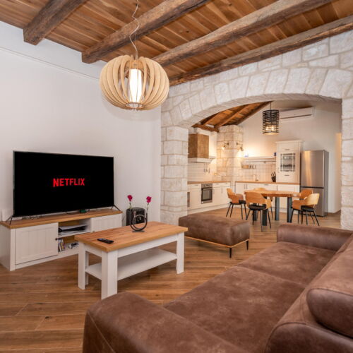 Casă de vară pentru 5 pers. (se inchirieaza doar integral)