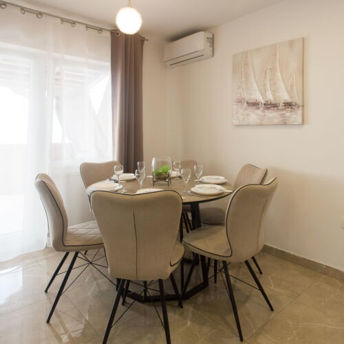 Apartament 6-osobowy 